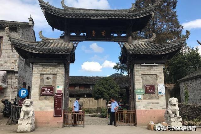 国家点名表扬的8位明星，他们不仅耀眼舞台，更是社会的闪耀之星
